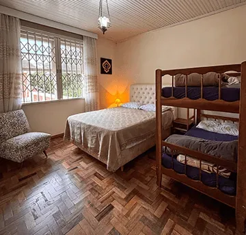 Quarto 02 Raízes da Terra – Suíte para famílias em Irati PR